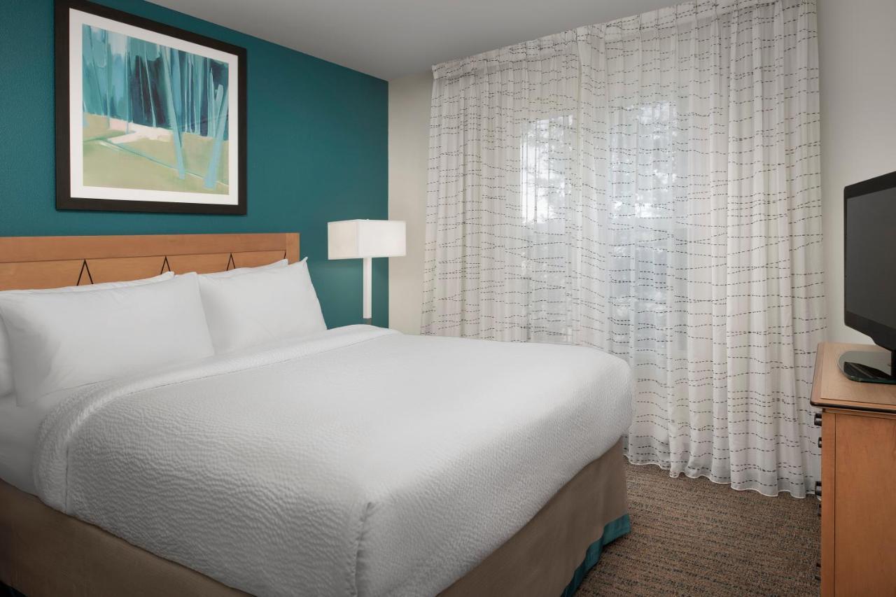 Residence Inn Chico Bagian luar foto