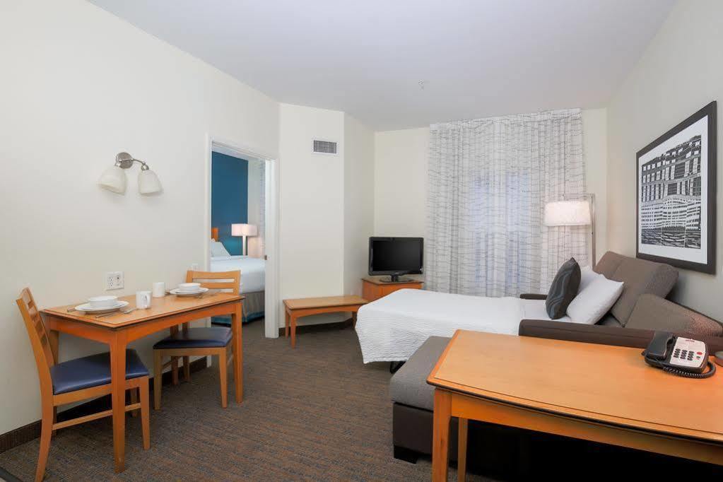 Residence Inn Chico Bagian luar foto